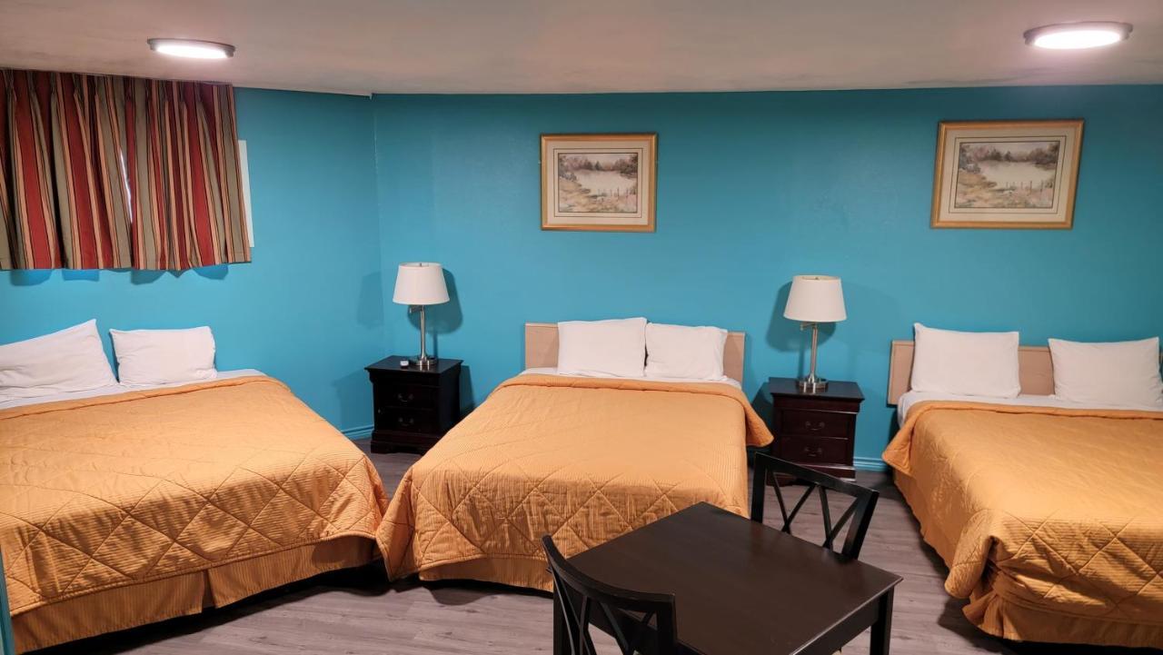Trade Winds Motel Childress Exteriör bild